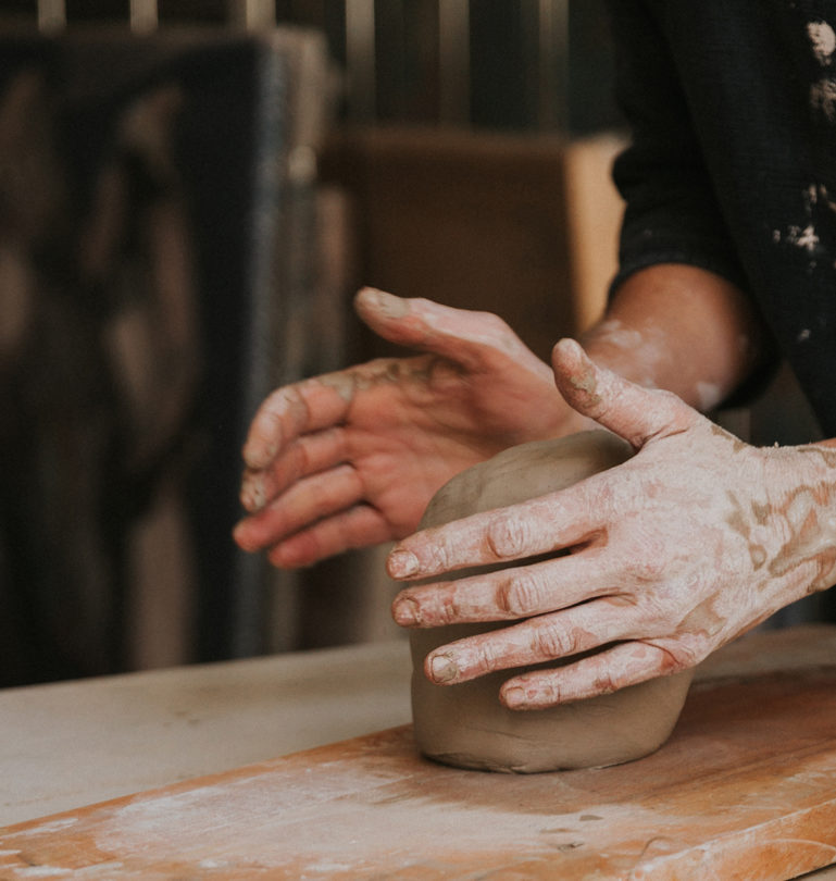 taller de ceràmia a sant feliu de guixols